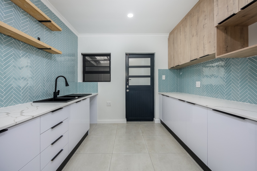 4 Bedroom Property for Sale in Haasendal Western Cape